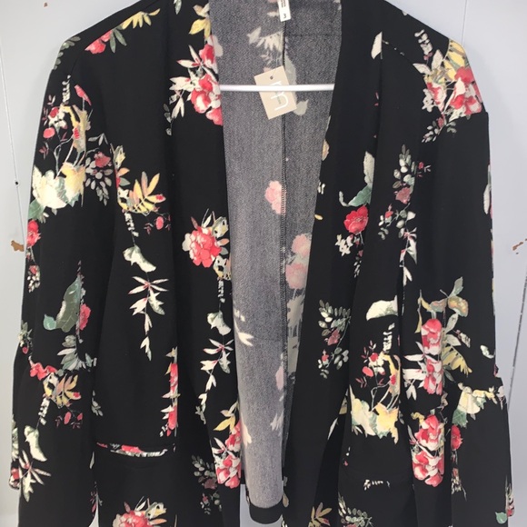 NWT-MATRICES FLORAL FLOWY BLAZER - Picture 4 of 5